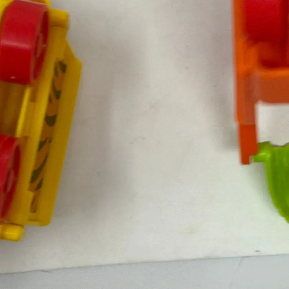 Fisher-Price Little People Musical Zoo Train 3 Cars 8 Animals Working Sounds